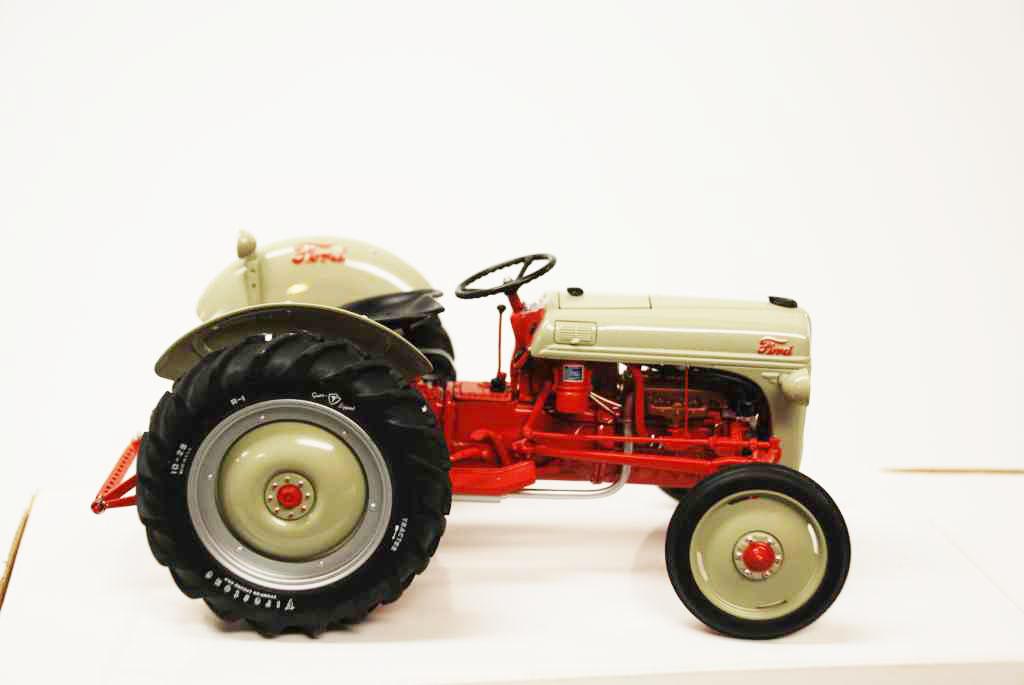 1952 Ford 8N WF Tractor