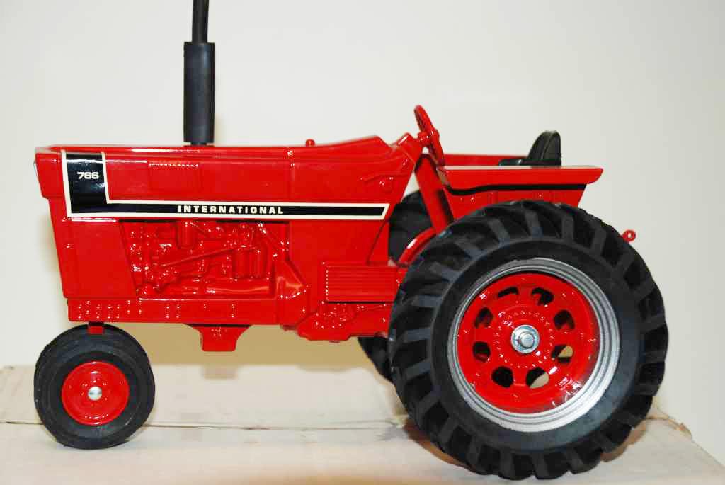 International 766 NF Tractor