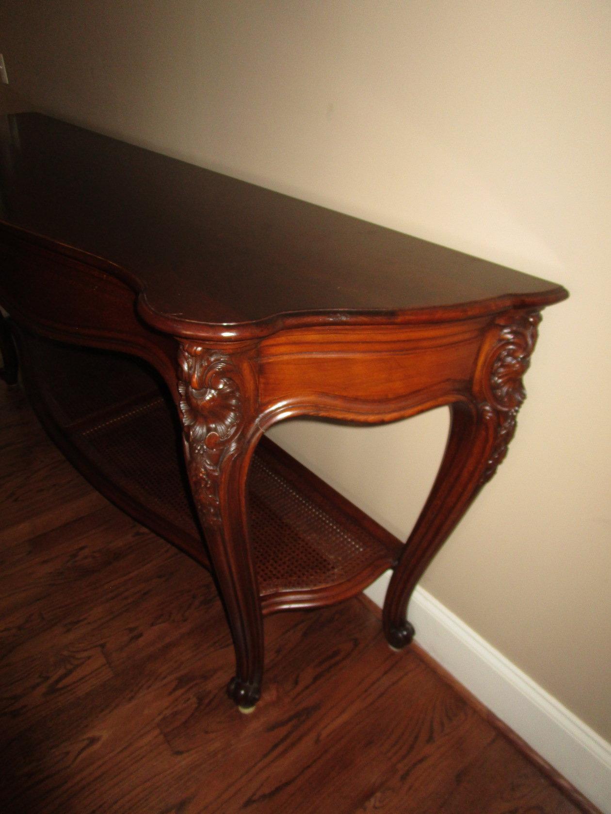 Beautiful Vintage Foyer Table with Dovetail Drawers