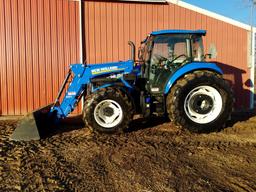 2017 New Holland T4.100 MFWD Tractor w/ New Holland 655TL Loader 7’ Bucket