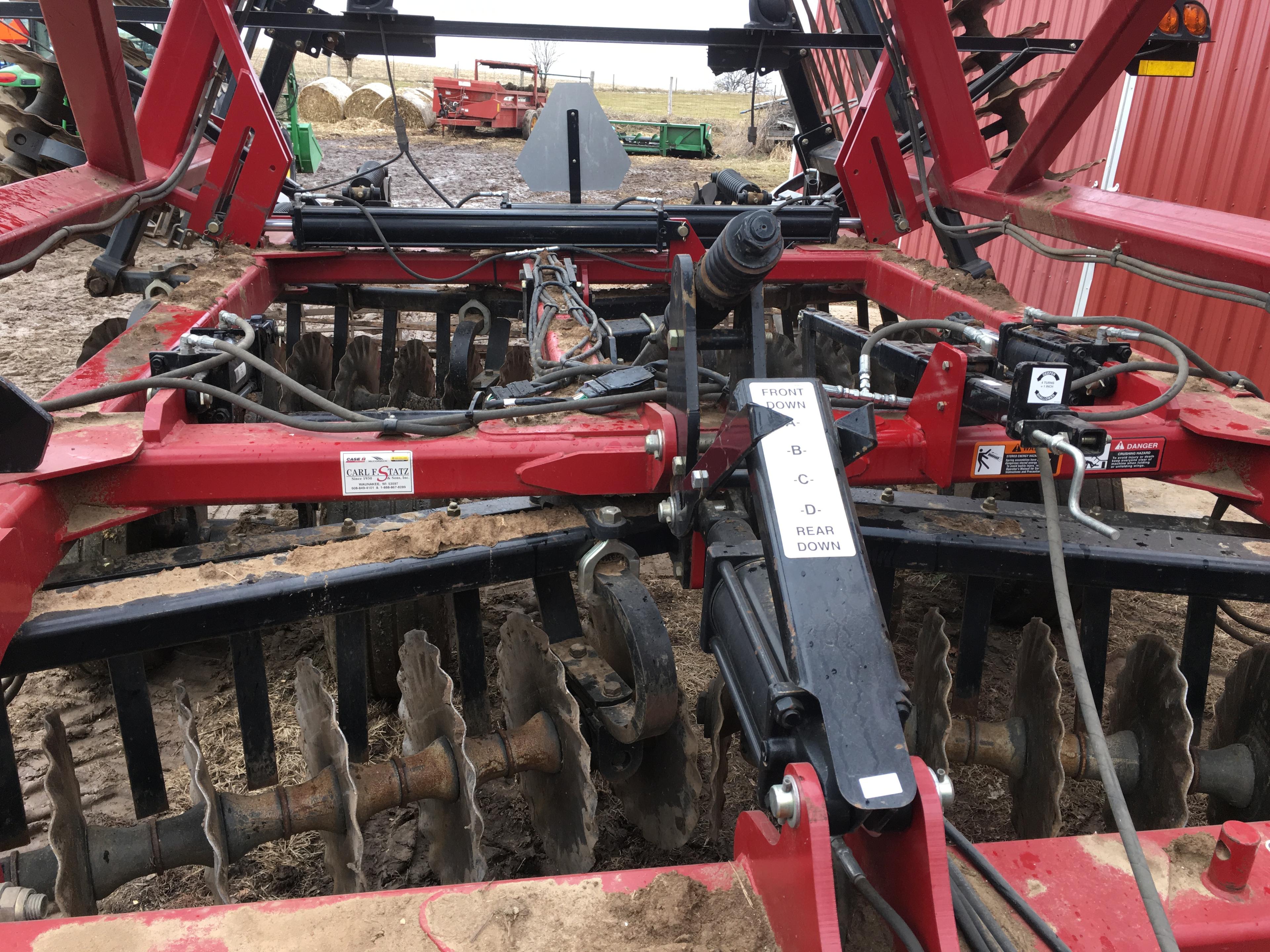 2017 Case IH 330 Turbo True-Tandem 30’ Disc