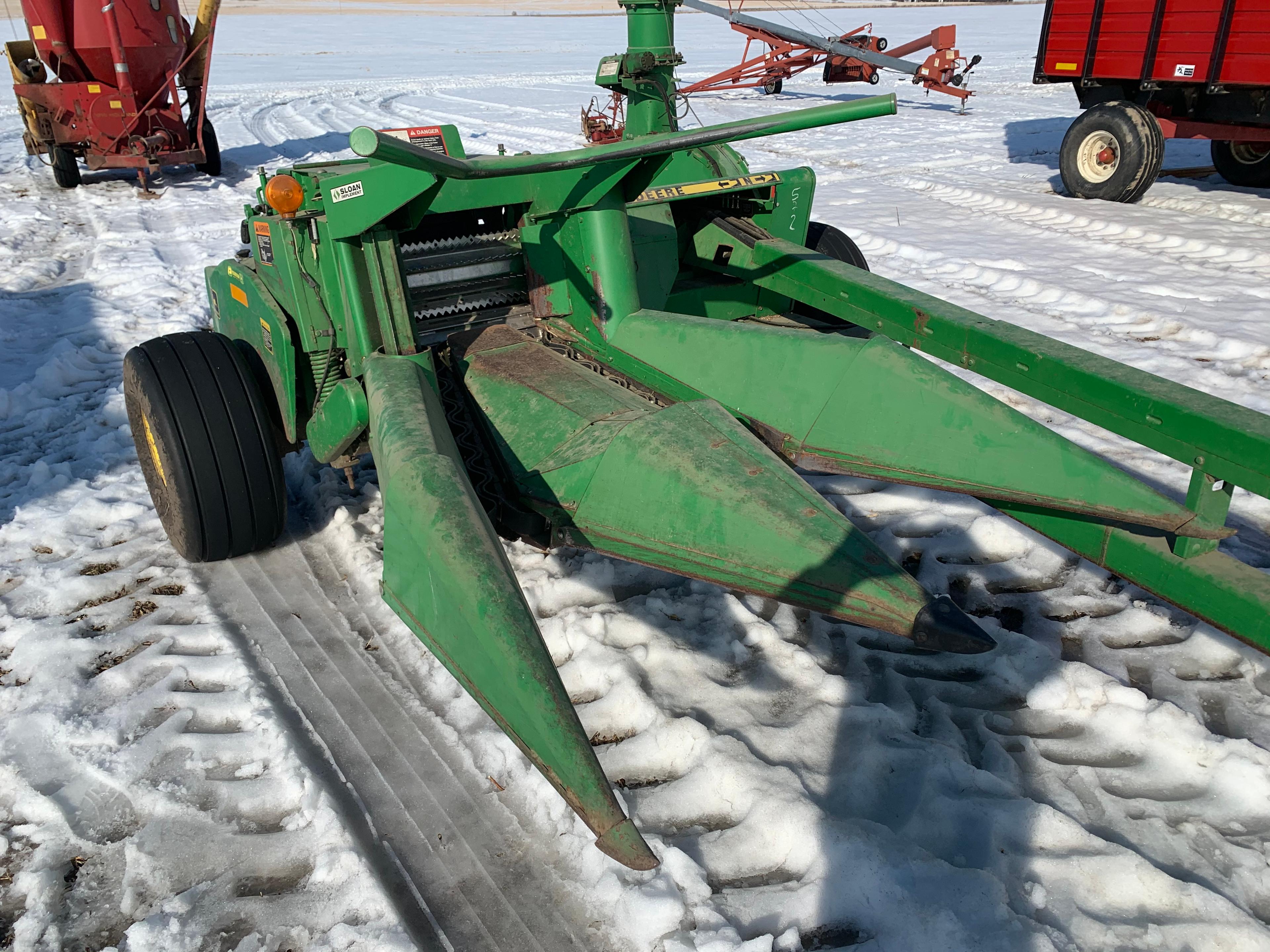 John Deere 3970 Forage Chopper w/ 3 Yr. Old 2 Row Narrow Corn Head