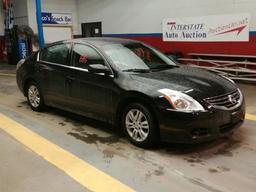 2011 Nissan Altima ONLY 101K Miles!!!