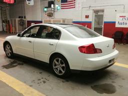 2004 Infiniti G35 Sedan