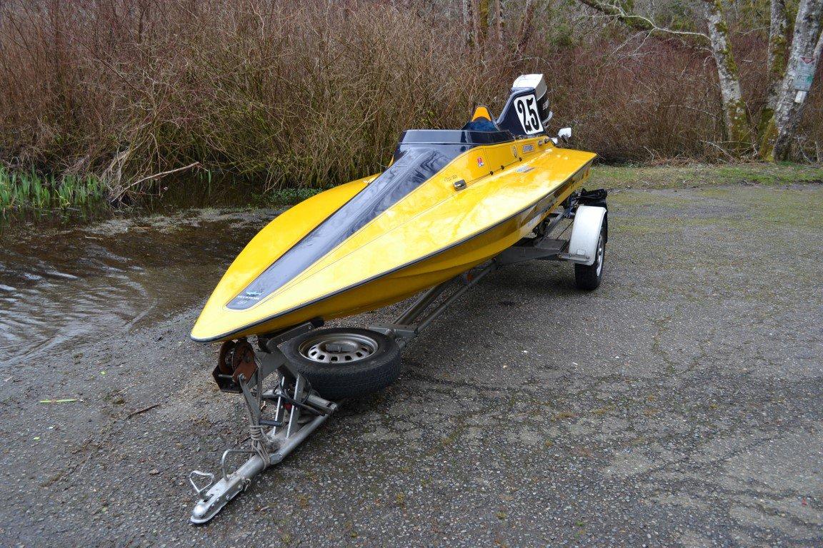 1974 Evinrude Monohull Speed Boat