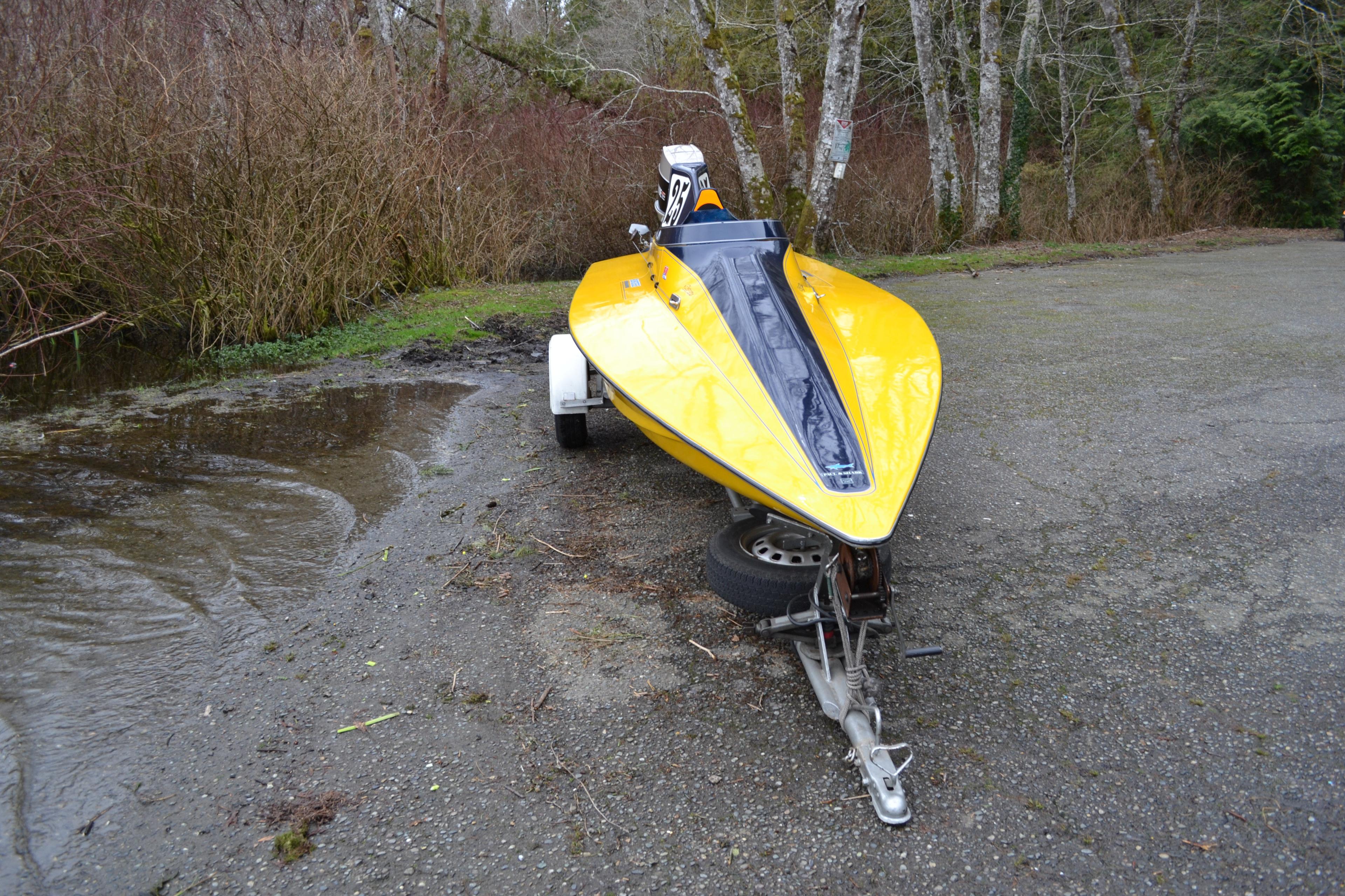 1974 Evinrude Monohull Speed Boat