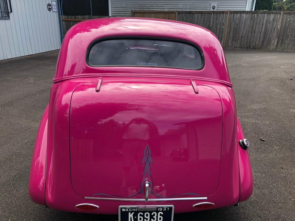 1937 Chevrolet Master Deluxe Street Rod