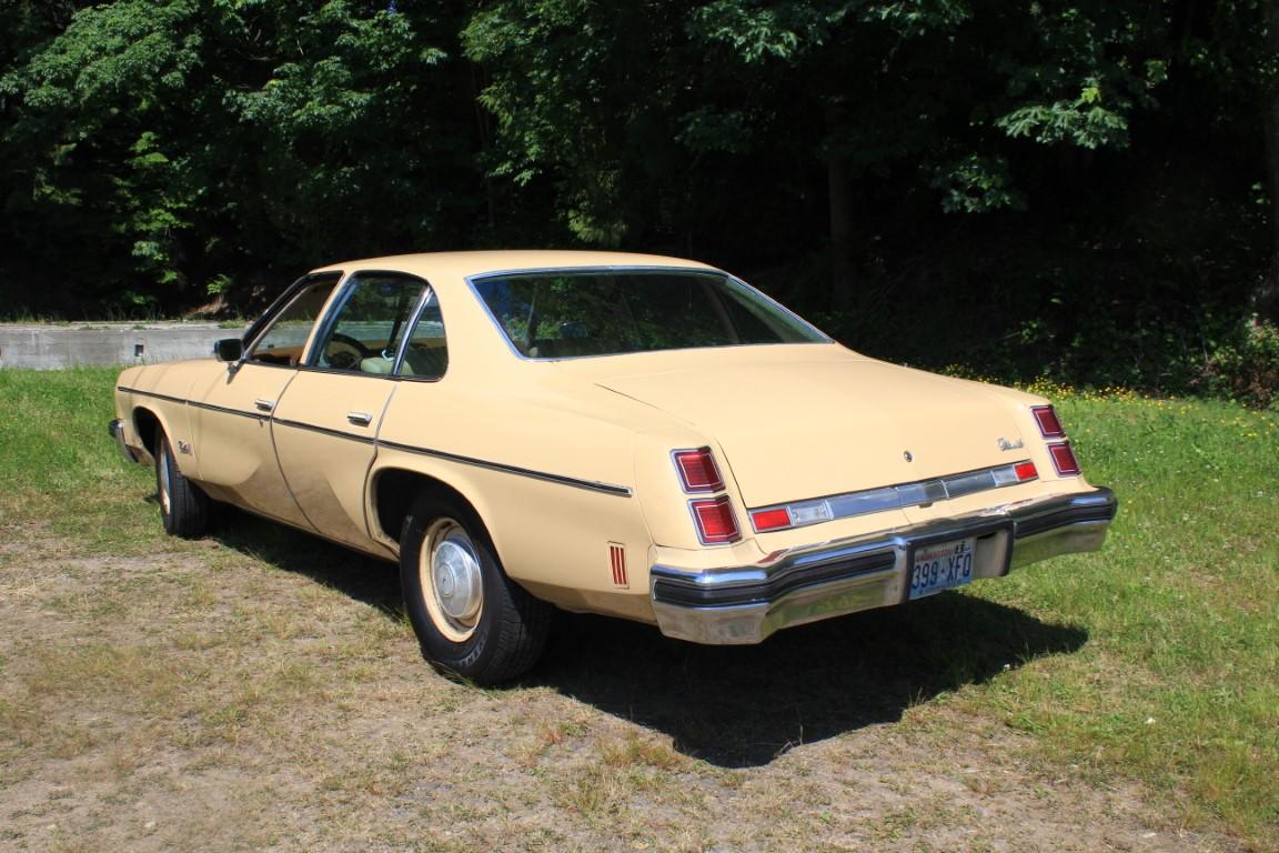 1976 Oldsmobile Cutlass