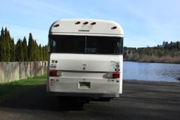 1975 Ford Chinook Camper NO RESERVE