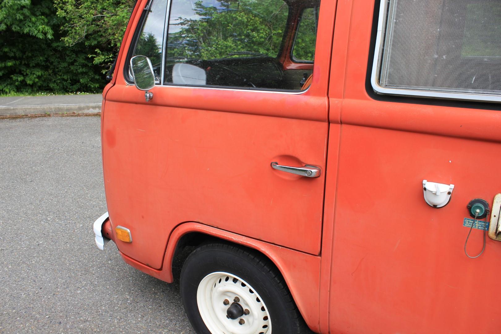 1973 Volkswagen Bus Type 2 Riviera