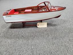 Lot 557- Chris Craft SeaSkiff Approx. 26?Lx6?Lx9?Wx9?H NO RESERVE