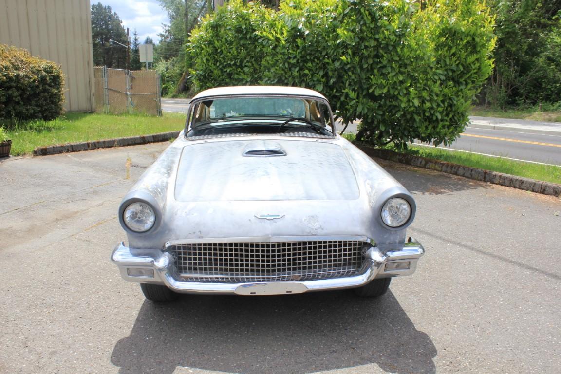 1957 Ford Thunderbird Roadster