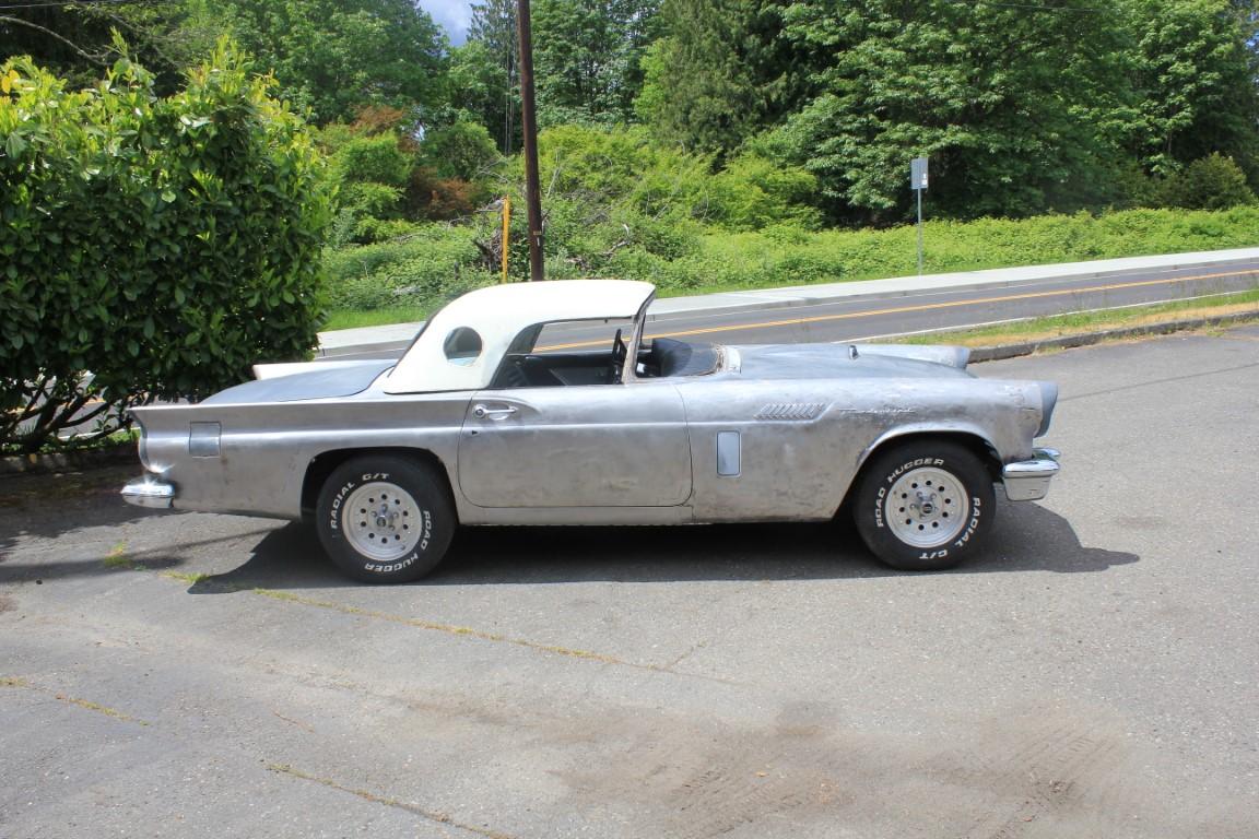 1957 Ford Thunderbird Roadster