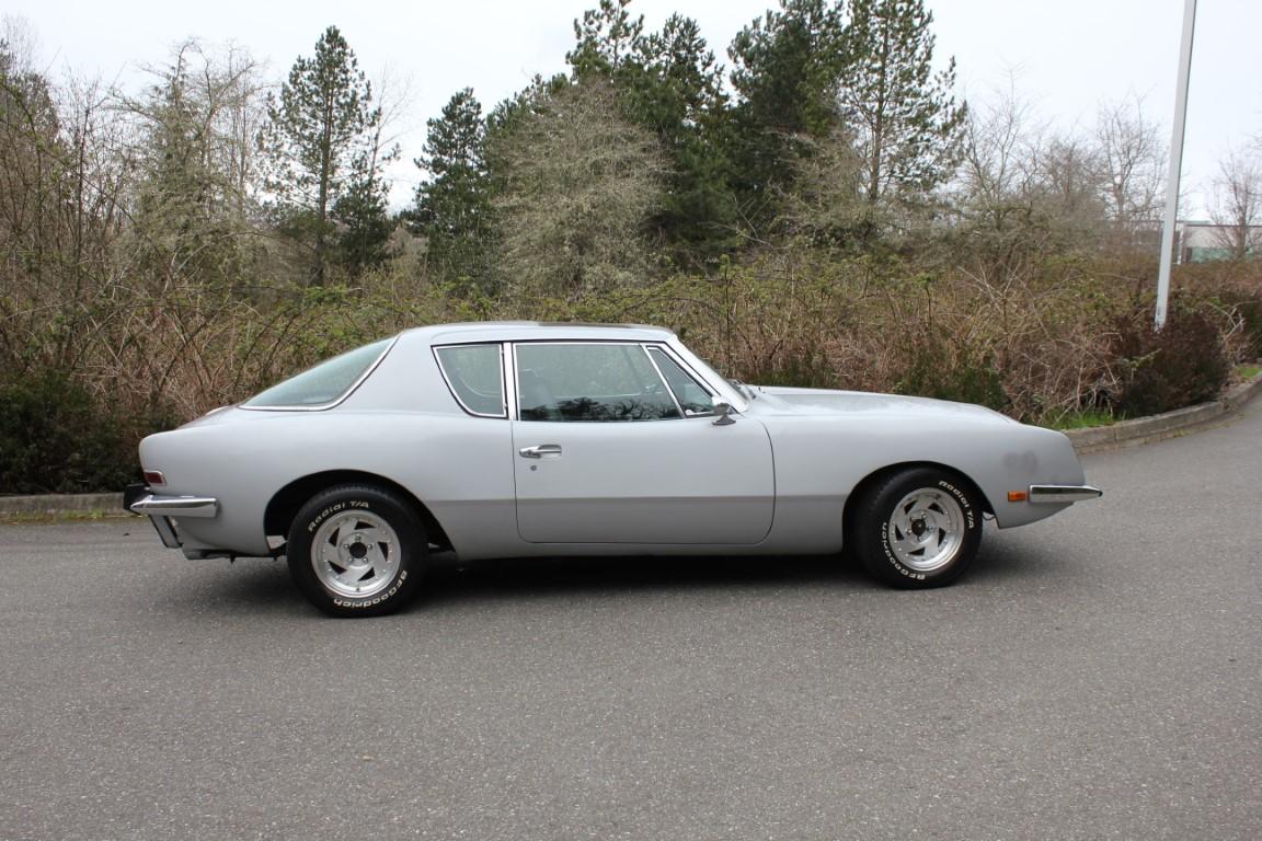 1979 Avanti II