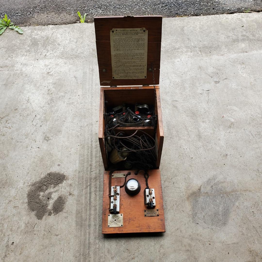 Antique Magneto Wooden Testing Box NO RESERVE