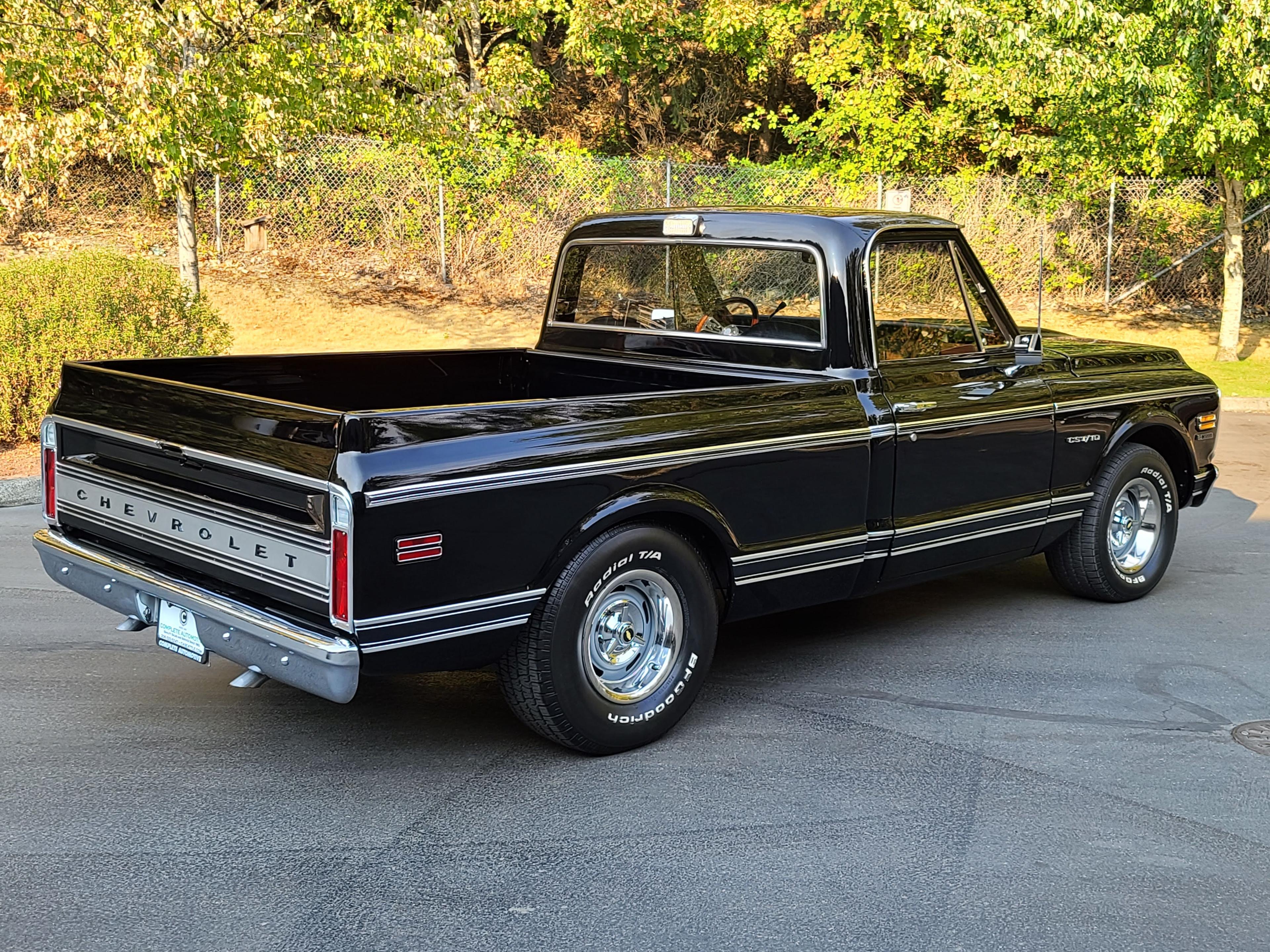 Lot 325- 1970 Chevrolet CST/10 Short Bed Pickup