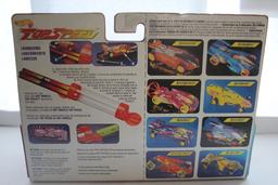 Lot 410- HOT WHEELS TOP SPEED LAUNCHER WITH 2 CARS