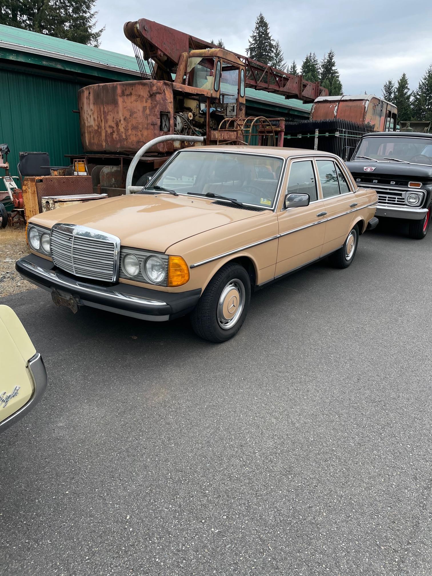 1977 Mercedes-Benz 240D Sedan