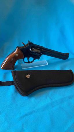 Taurus 669 357 Revolver with Holster S/N KB417717