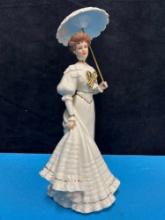 Lenox ivory classic lady figurine Sunday stroll
