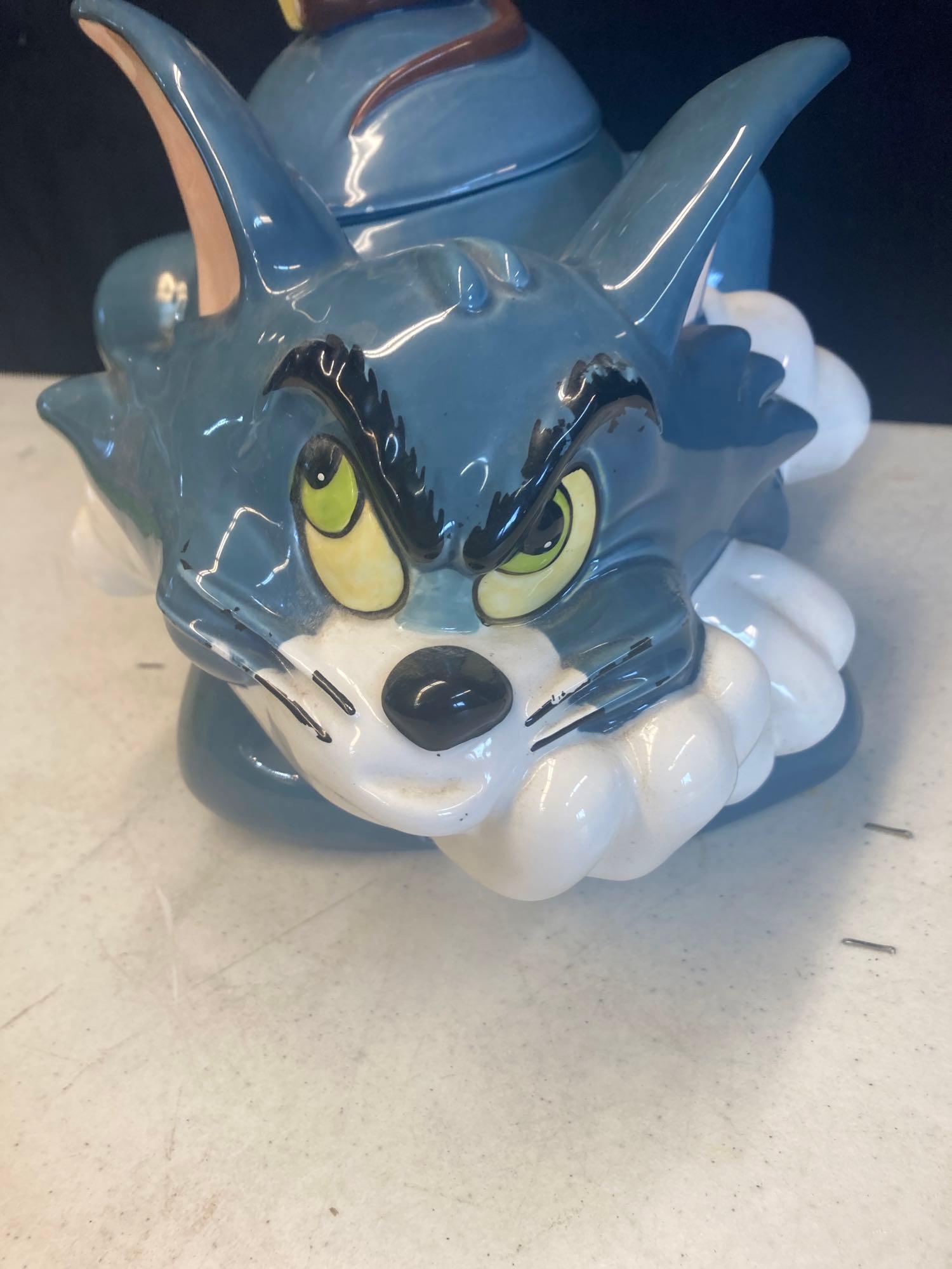 Vintage Tom and Jerry cookie jar 1997