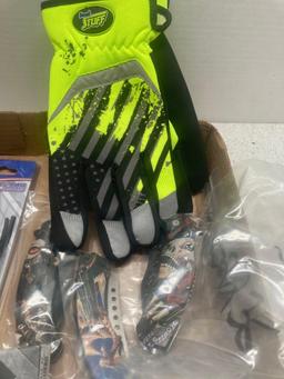 New knives and truck stuff gloves