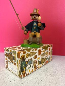 erzgebirgische German incense smoker fisherman new old stock