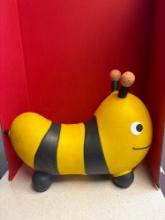 BIZZI The bumblebee inflatable bouncer