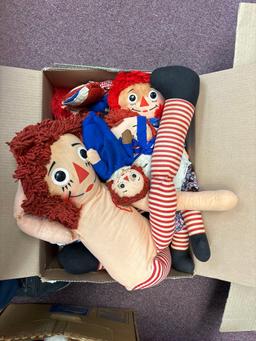 raggedy Ann and Andy dolls