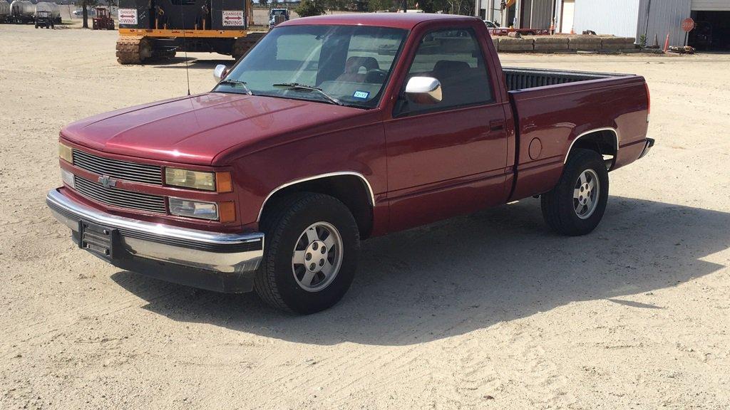 1992 CHEVROLET C1500 PICKUP;