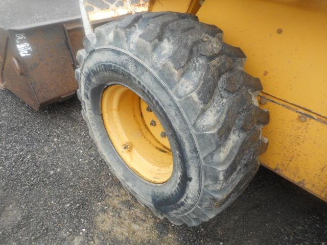 2005 JOHN DEERE 328 SKID STEER;