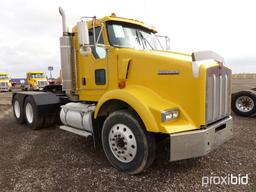 2005 KENWORTH T-800 TRUCK TRACTOR;