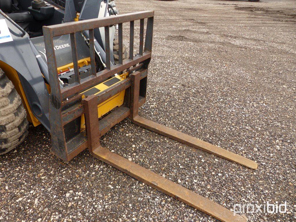 2014 JOHN DEERE 320E SKID STEER;