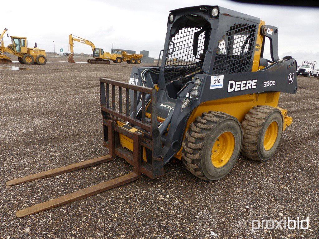 2014 JOHN DEERE 320E SKID STEER;