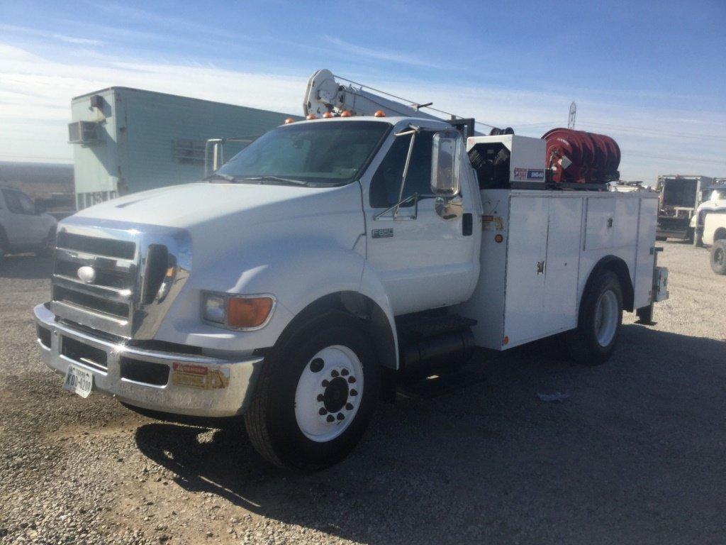 2008 FORD F650 SERVICE TRUCK;