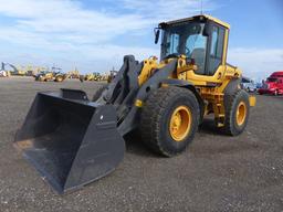 2011 VOLVO L60F RUBBER TIRE LOADER;