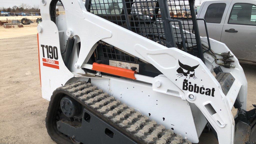 2005 BOBCAT T190 SKID STEER;