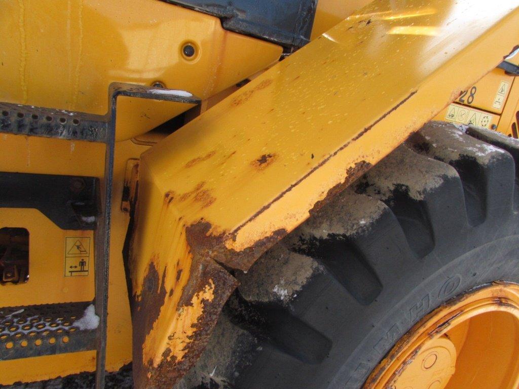 2009 HYUNDAI HL730-7A RUBBER TIRE LOADER;