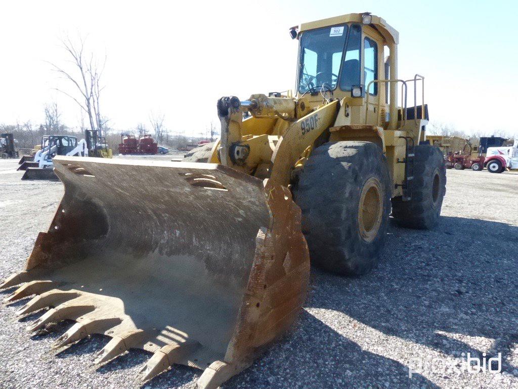 1993 CATERPILLAR 950F RUBBER TIRE LOADER;