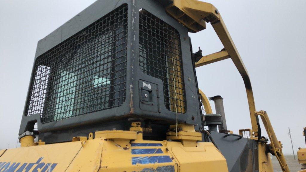 2004 KOMATSU D65PX-15 LGP CRAWLER TRACTOR;