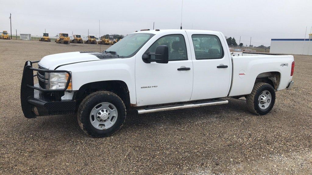 2013 CHEVROLET 2500 HD 4X4 CREW CAB PICKUP;