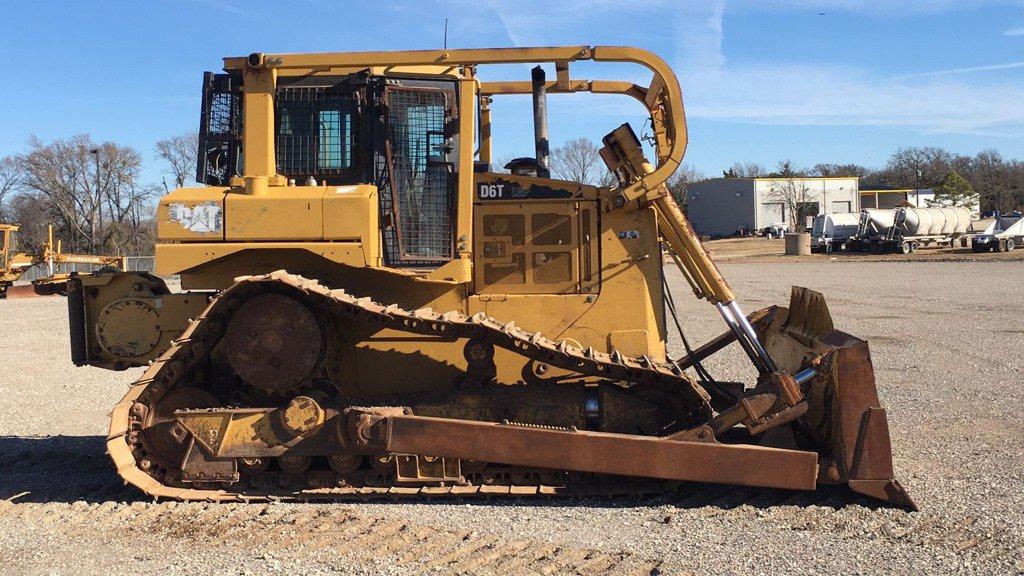 2009 CATERPILLAR D6T LGP CRAWLER TRACTOR;