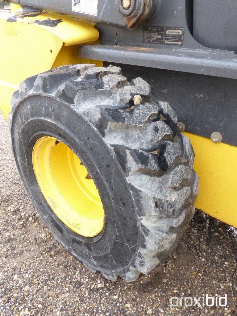 2012 NEW HOLLAND L230 SKID STEER;