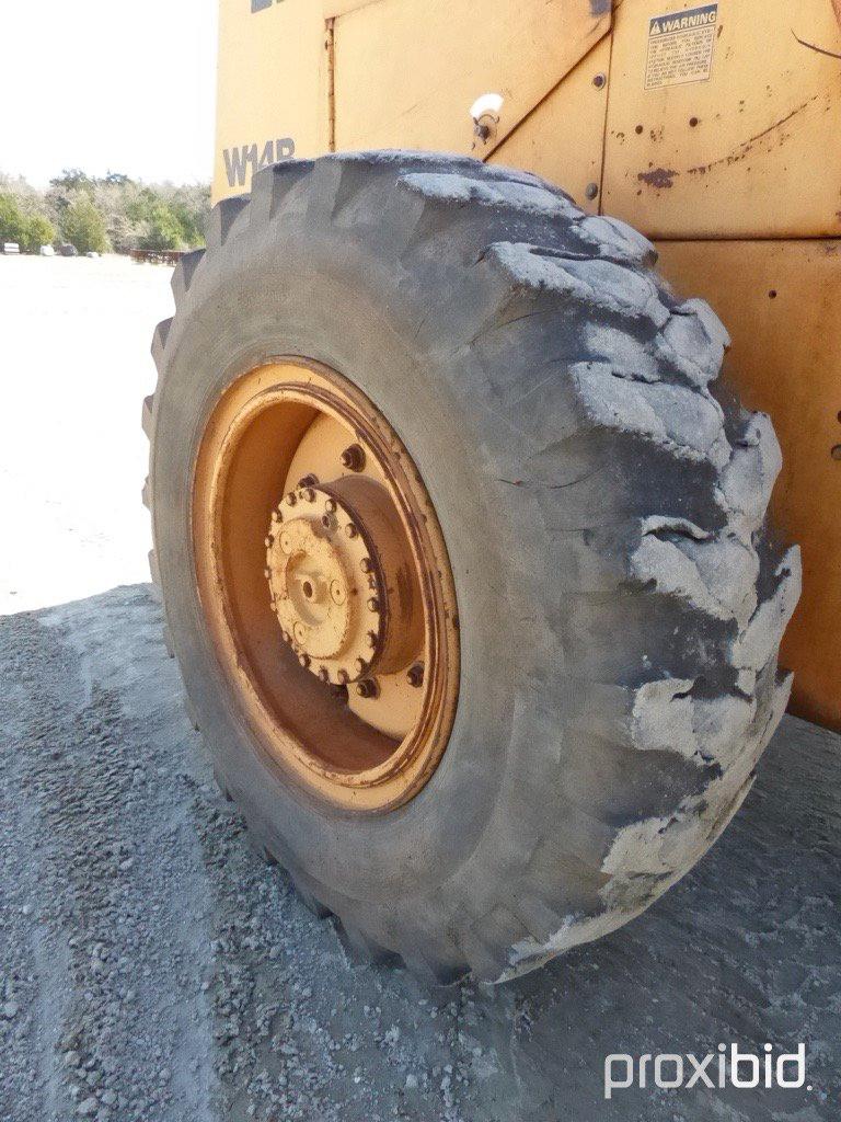 CASE W14B RUBBER TIRE LOADER;