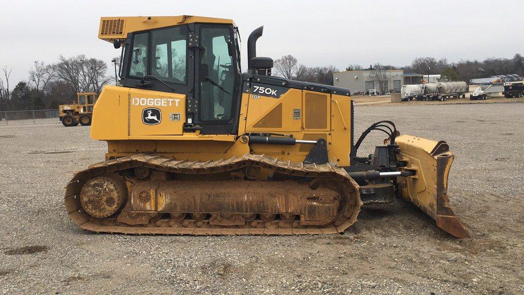 2014 JOHN DEERE 750K LGP CRAWLER TRACTOR;