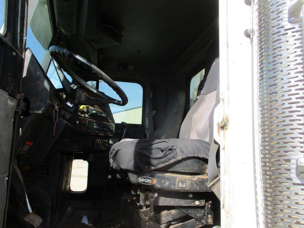 1999 FREIGHTLINER T/A TRUCK TACTOR;