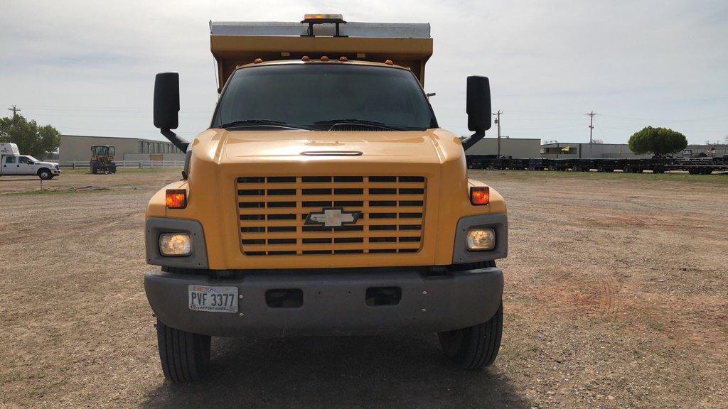 2006 CHEVY C7500 S/A DUMP TRUCK;