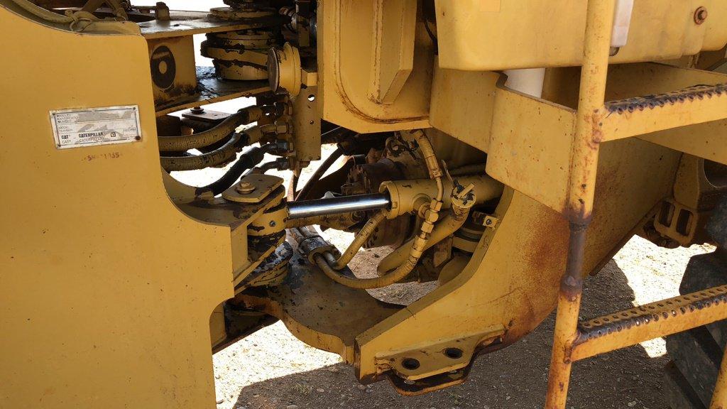 1997 CATERPILLAR 924F WHEEL LOADER;