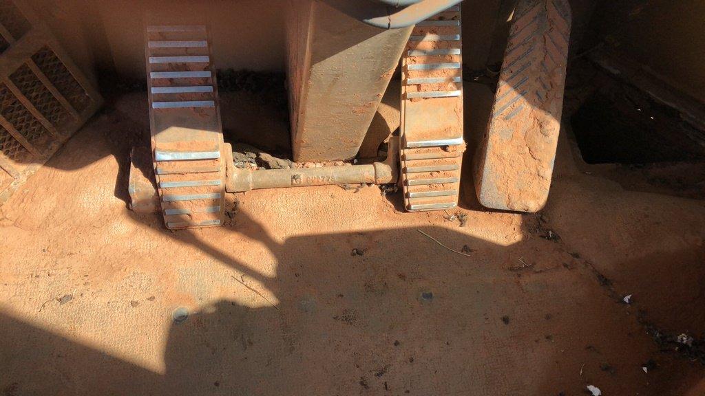 1997 CATERPILLAR 924F WHEEL LOADER;