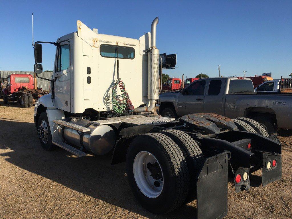 2007 FREIGHTLINER CL11242T S/A TRUCK TRACTOR;